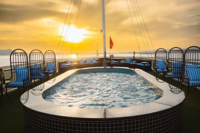 05-Star Day Cruises W/ Jacuzzi(Free Transfers To/From Hanoi) - Seafood Lunch and Sunset Party