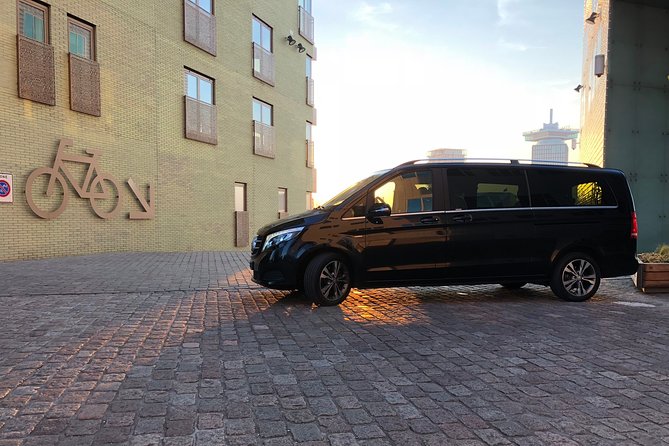 1-15 Persons Taxi or Bus Transfer Amsterdam in Amsterdam City - Luggage Allowance