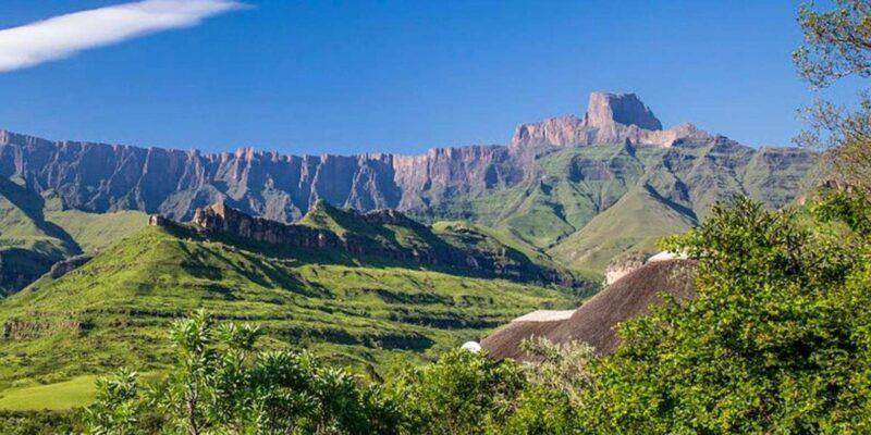 1/2 Day Drakensberg Mountains & Hiking From Durban - Guided Hike and Scenic Drive