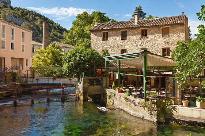 1/2 Day in Gordes, Fontaine-De-Vaucluse, L'isle-Sur-La-Sorgue - Key Points