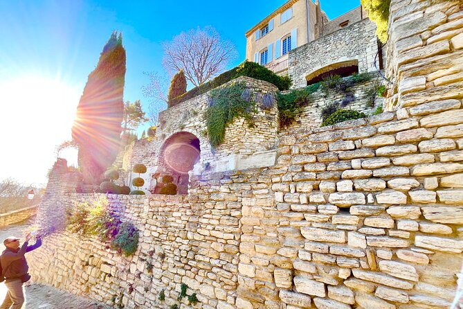 1/2 Day in Gordes, Fontaine-De-Vaucluse, L'isle-Sur-La-Sorgue - Exploring Isle Sur La Sorgue