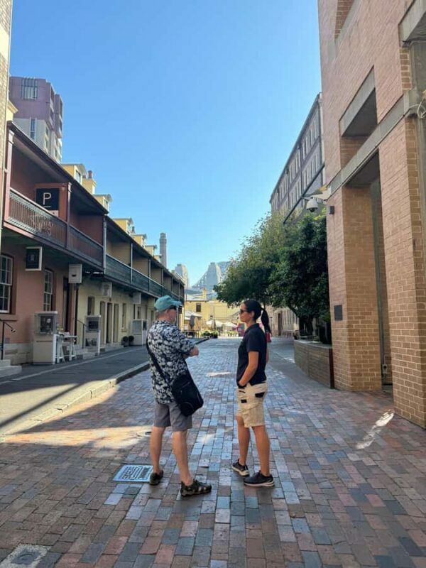 1/2 day Sydney Sightseeing and Bondi Beach Tour - Key Points