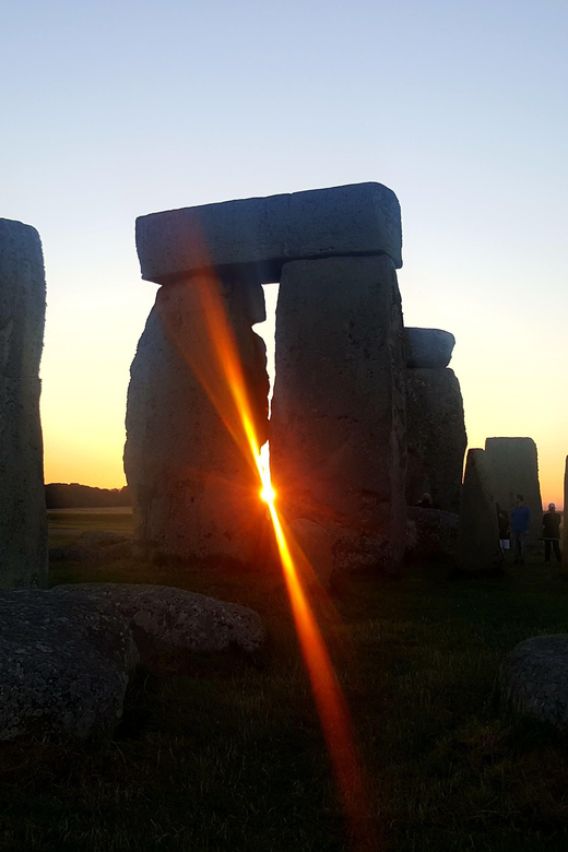 1/2 Day Tour to Stonehenge - Itinerary Highlights