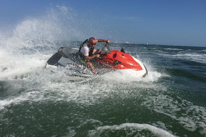 1.5 Hour (20 Miles) Waverunner Tour. See Mangrove Tunnels, 20 Islands & Sandbar - Inclusions
