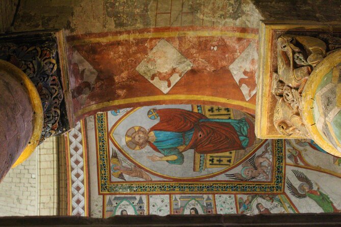 1.5 Hour Guided Tour in Poitiers - About Viator