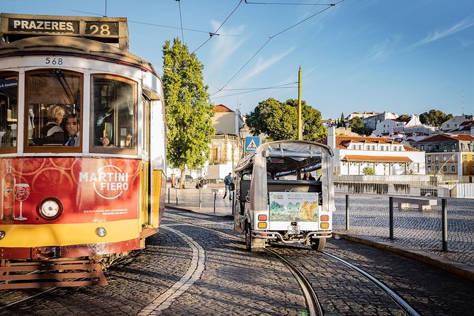 1.5-Hour Private Tuk Tuk Tour of Lisbon Old Town and City Center - Tour Inclusions