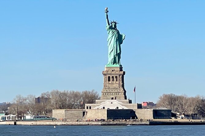 1. 6 Hour Bus Tour and 1 Hour Boat Ride by the Statue of Liberty - Tour Details