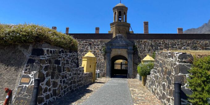 1- Cape Town Tours & Transfers:We Guide You Around Cape Town - Flexible Booking and Cancellation