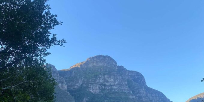 1- Cape Town Tours & Transfers:We Guide You Around Cape Town - Guided Experiences and Scenic Attractions