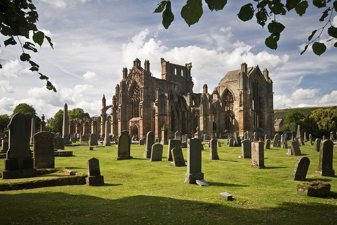1 Day Alnwick Castle, Holy Island & Scottish Borders - Transportation and Comforts