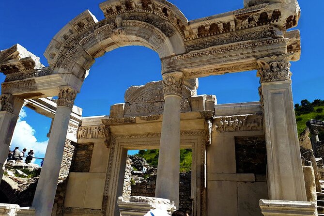 1 Day Ancient City Ephesus and House Virgin Mary Trip From Bodrum - Exploring the Ancient City of Ephesus