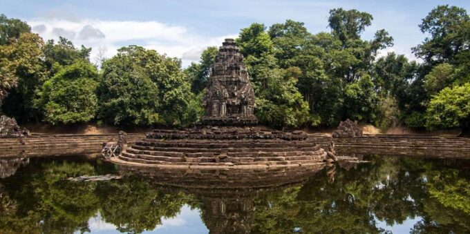 1 Day Angkor Private Tour With Sunset or Sunrise - Return to Siem Reap Province