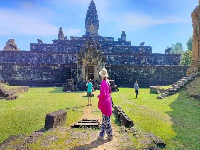 1 Day Angkor Wat Tour With Tour Guide - Inclusions