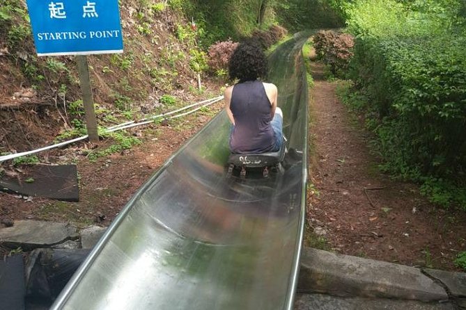 1-Day Beijing Layover Tour: Mutianyu Great Wall With Round Airport Transfers - Meeting and Pickup