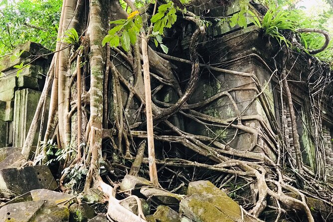 1 Day | Beng Mealea & Koh Ker Discovers - Exploring Beng Mealea