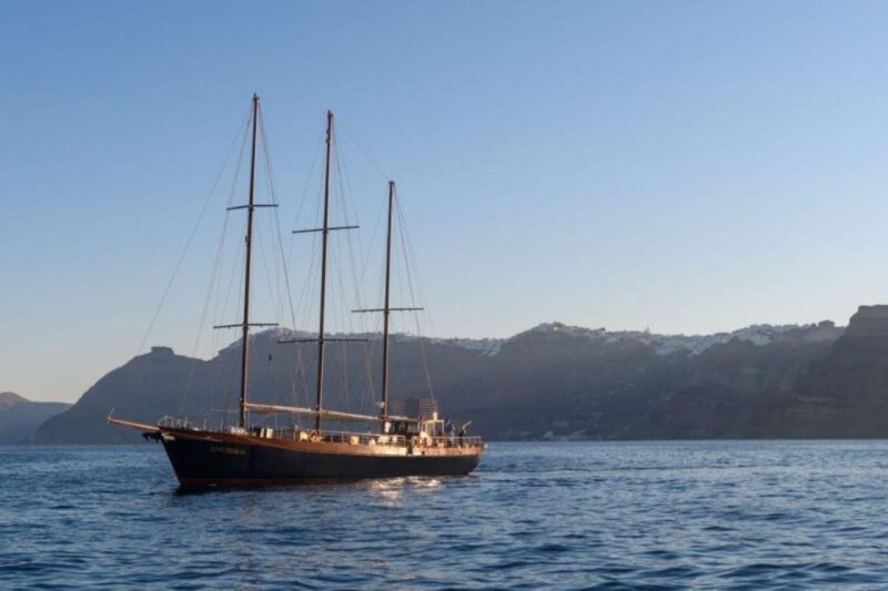 1-Day Boat Trip: Santorini Volcano, Thirassia & Oia Sunset - Customer Feedback