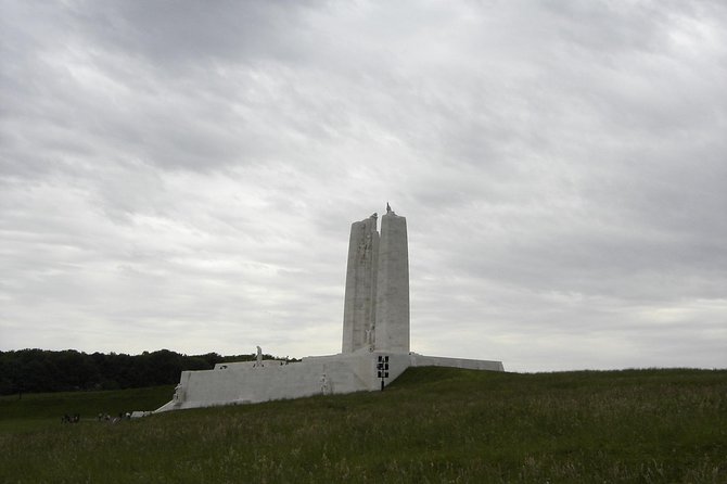 1 Day Canadian WW1 Private Tour Including Vimy Ridge - Reviews & Feedback