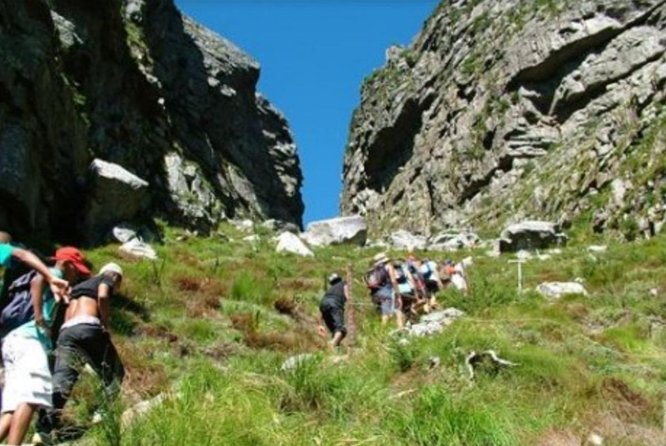 1 Day CARPATHIAN PEAKS & CHALETS Hike - Health and Fitness Requirements