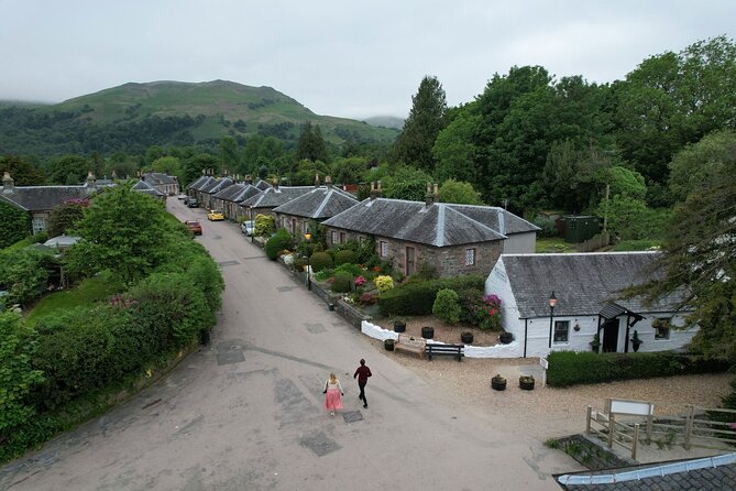 1-Day Castles, West Highlands and Loch Lomond Tour From Edinburgh - Transportation and Pickup