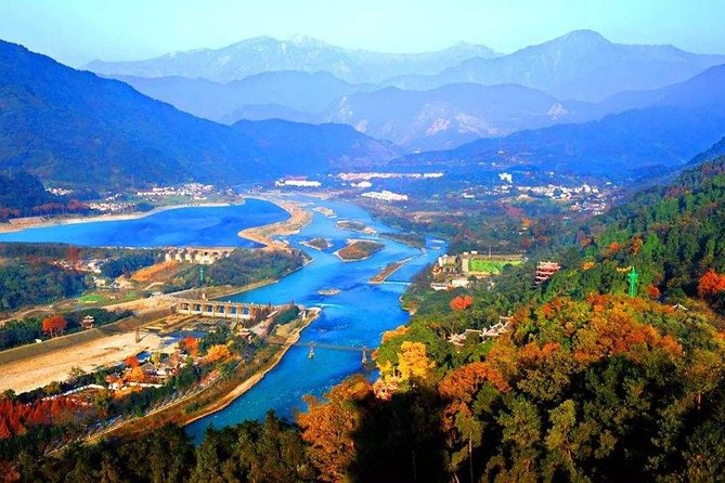 1-Day Chengdu Private Tour: Dujiangyan Ancient River Irrigation and Temple Site - Participant Requirements