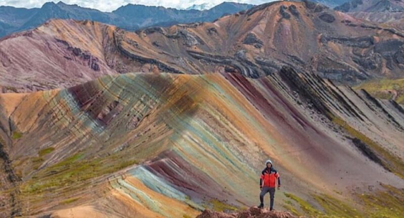 1-Day Excursion to Palcoyo Mountain + Breakfast and Lunch - Experience Highlights