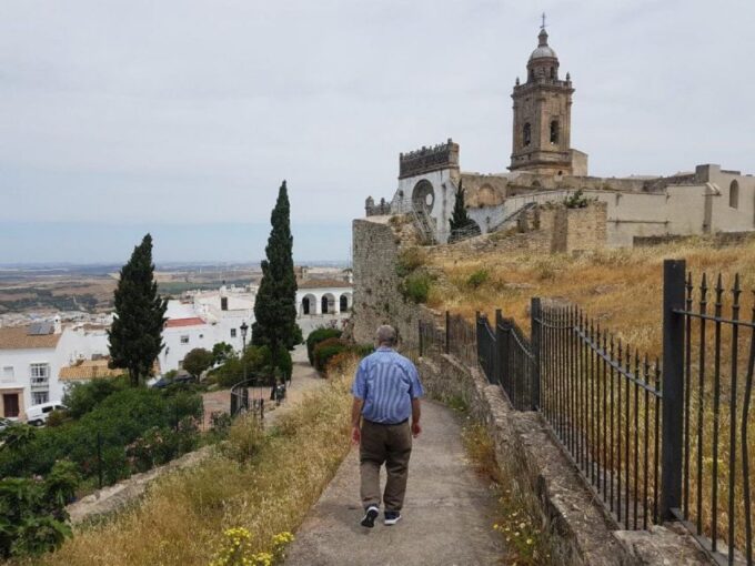 1 Day for Vejer and the South Beaches of Cádiz in SUV (4x4) - Transportation and Logistics