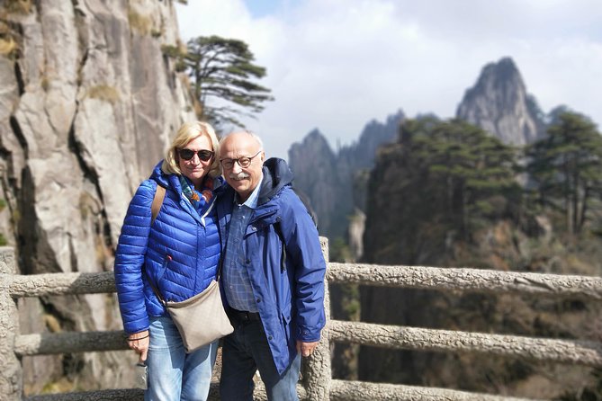 1 Day Guided Adventure of Mt. Huangshan/ the Yellow Mountain - Accessibility and Health Considerations