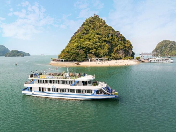 1-Day Halong Bay Cruise/Bus/Lunch/Entrance Fees - Inclusions