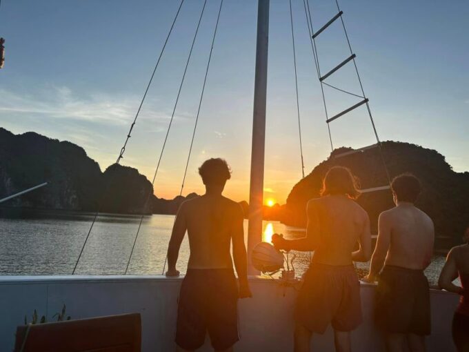 1-Day Halong Bay Cruise/Bus/Lunch/Entrance Fees - Exclusions