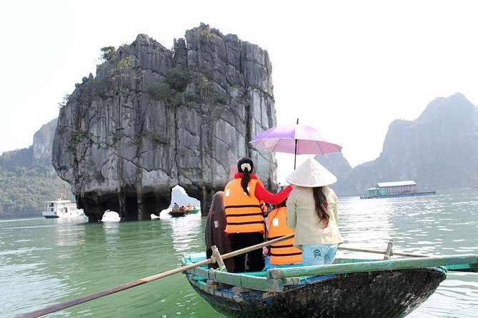 1 Day Halong Bay Trip -All INCLUDED: Free Kayak +VISIT CAVES - What to Bring