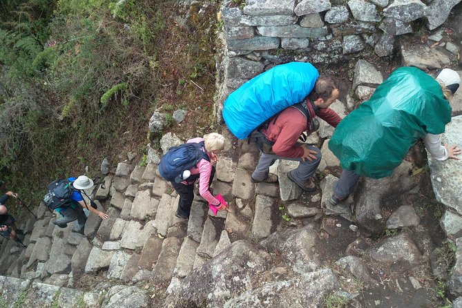 1 Day Hike on the Inca Trail + 1 Day in Machupicchu: Private 2 Days Tour - Hiking the Inca Trail