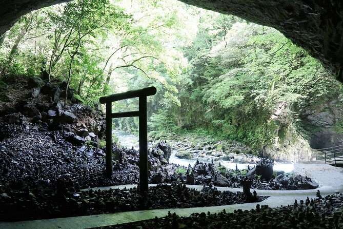 1 Day Land of Myths in Japan Takachiho Private Tour From Kumamoto - Participation Guidelines