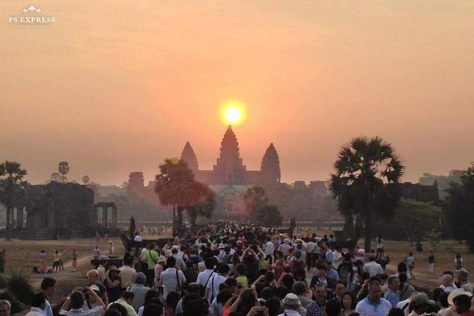 1 Day of Angkor Wat Complex - Meeting and Pickup