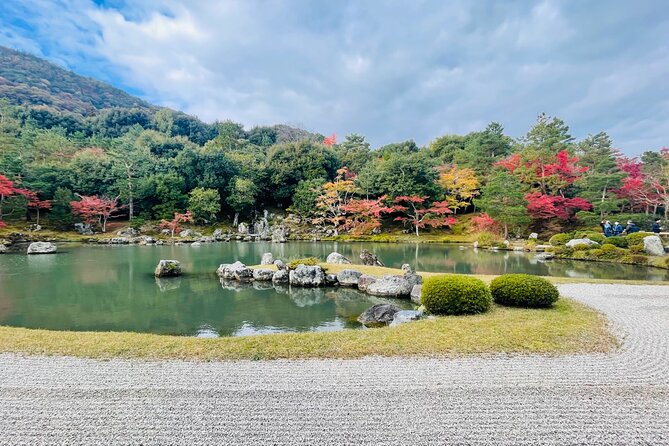 1 Day Osaka Private Tour With English Speaking Guide - About Your Guide