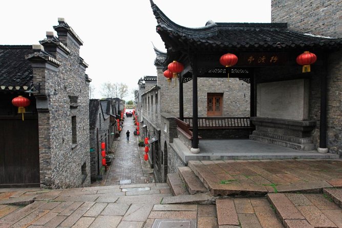 1-Day Panda Base and Huanglongxi Old Town Private Tour From Chengdu - Good To Know