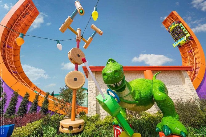 1 Day-Pass for Disneyland Shanghai and Private Transfer Package - Package Overview