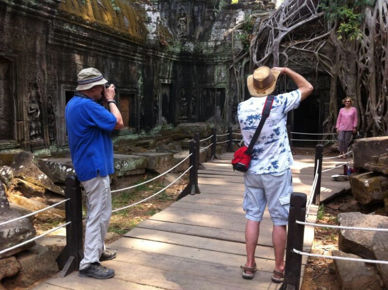 1-Day Private Angkor Temple Tour From Siem Reap - Included Features