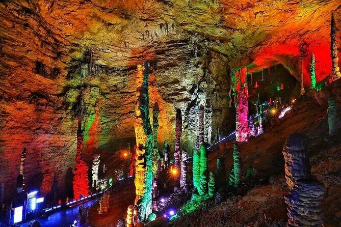1-Day Private Tour to Glass Bridge & Yellow Dragon Cave - An In-Depth Look at the Tour Experience