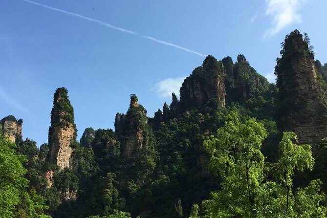 1-Day Private Zhangjiajie Tour to Avatar Mountain & Glass Bridge - Exploring Zhangjiajie: What You Can Expect