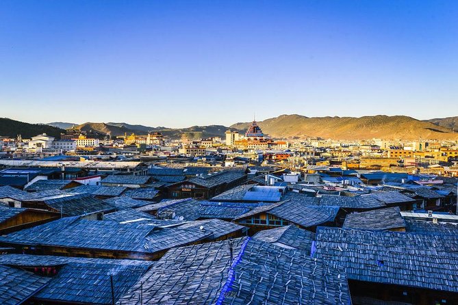 1-Day Shangri-La Tour With Ganden Monastery, Napahai Lake and Tibetan Town - Key Points