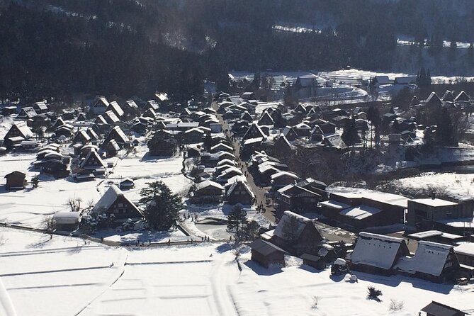 1-Day Shirakawago & Takayama Tour (Round Trip From Kanazawa) - Meeting and Pickup