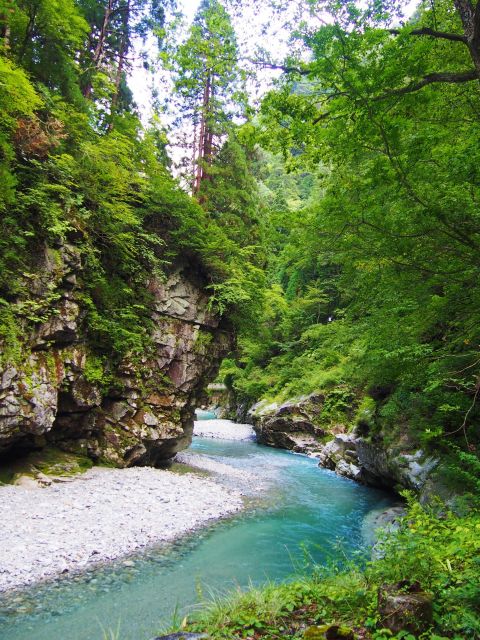 1 Day Tour From Kanazawa: Kurobe Gorge and Unazuki Onsen - Inclusions and Tour Logistics