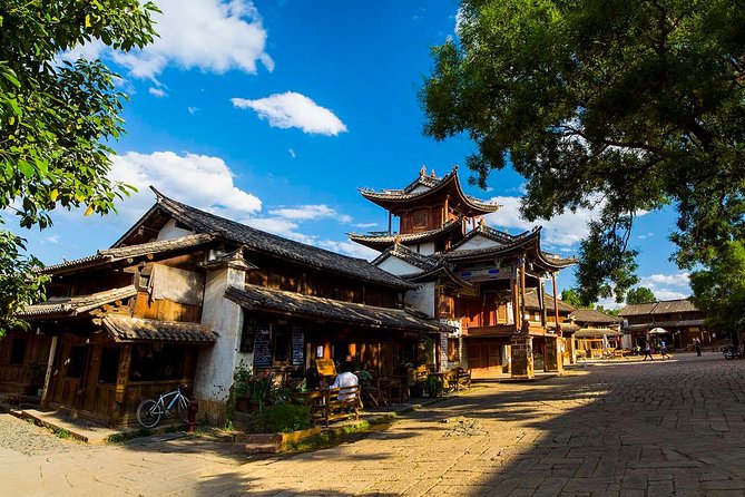 1 Day Tour in Shaxi Old Town and Shibaoshan Mountain From Lijiang - Hike Through Shibao Mountain