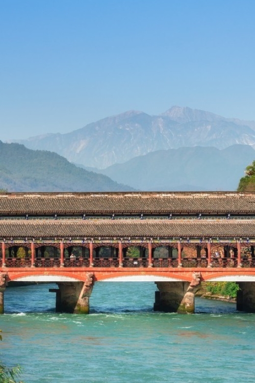 1-day Tour of Dujiangyan and Mount. Qingcheng - Transportation and Guide Services