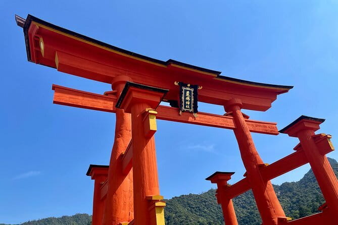 1 Day Tour Onomichi Temples Exploration and Saijo Sake Tasting - Lunch