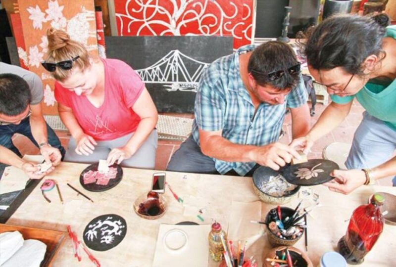 1 Day Tour to Incense Village , Hat Village & MORE - Conical Hat Painting