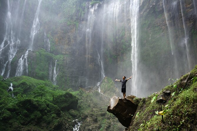 1 Day - Tumpak Sewu, Kapas Biru Waterfall, Goa Tetes Cave Tour // 07:30 - 17:00 - Travel to Kapas Biru