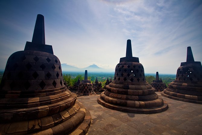 1-Day Yogyakarta Merapi Borobudur - PRIVATE Tour With GUIDE - Merapi Volcano Exploration