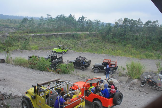 1-Day Yogyakarta Merapi Borobudur - PRIVATE Tour With GUIDE - Pricing and Cancellation