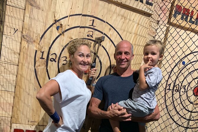 1-Hour Axe Throwing + Escape Room - Beverage Offerings and Amenities